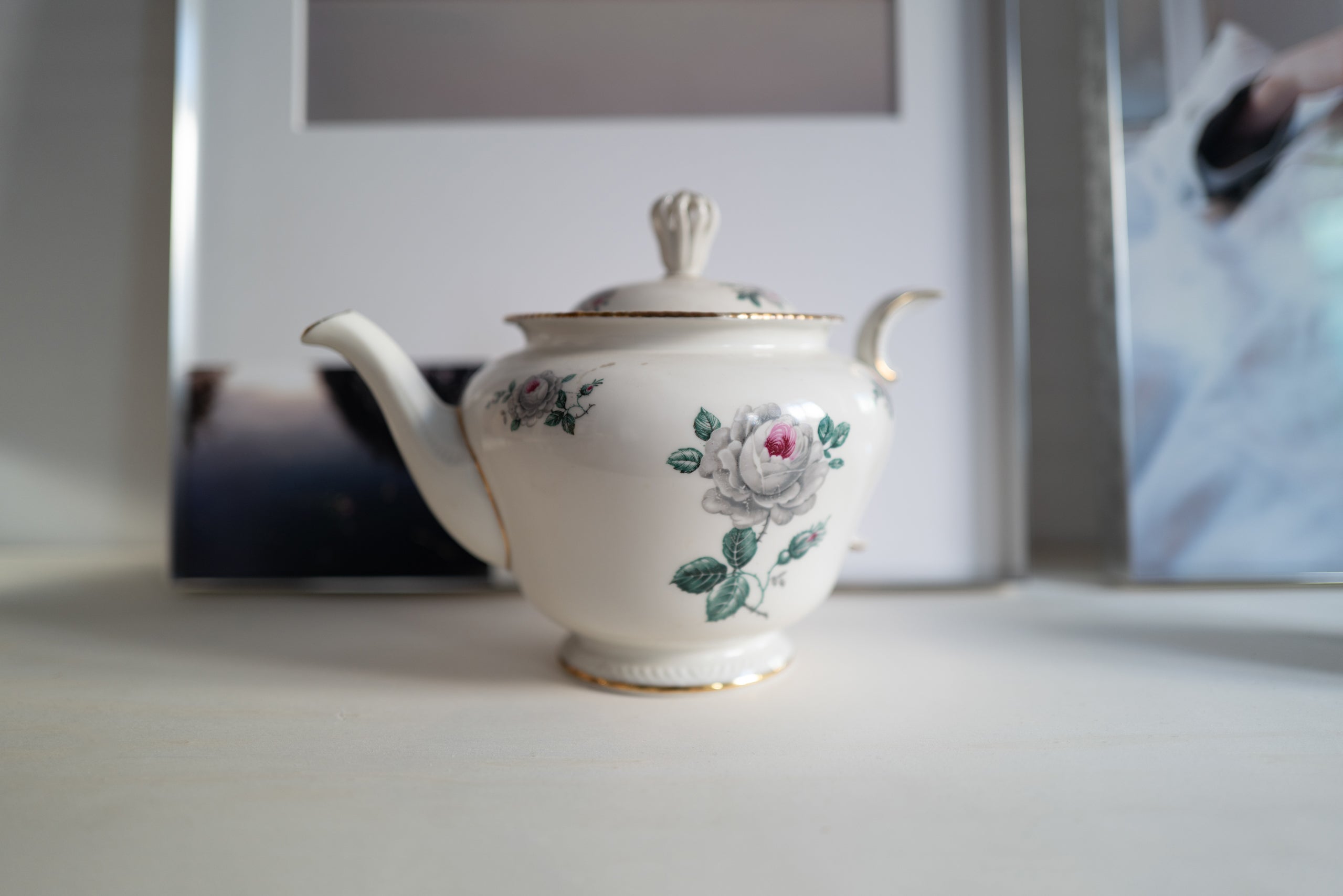 Broken arm Teapot